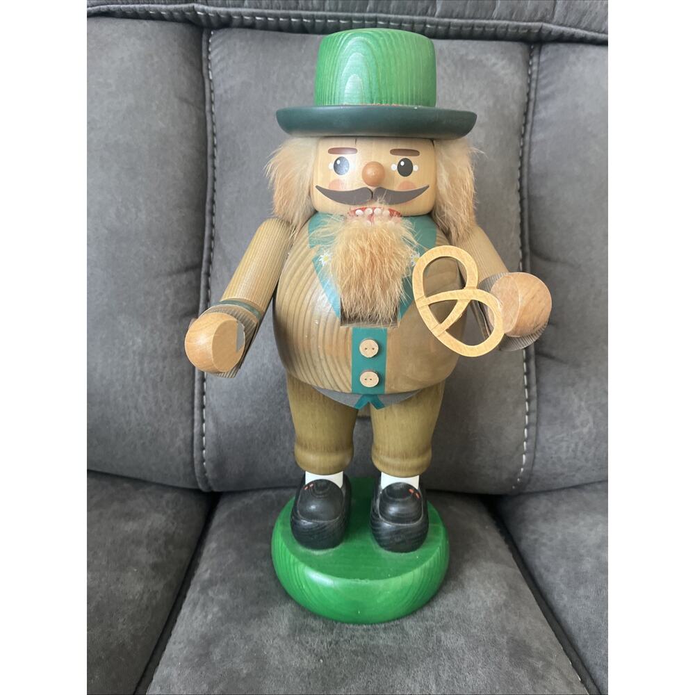 German Nutcracker Music Box, Richard Glasser Glässer, Erzgebirge, Oktoberfest